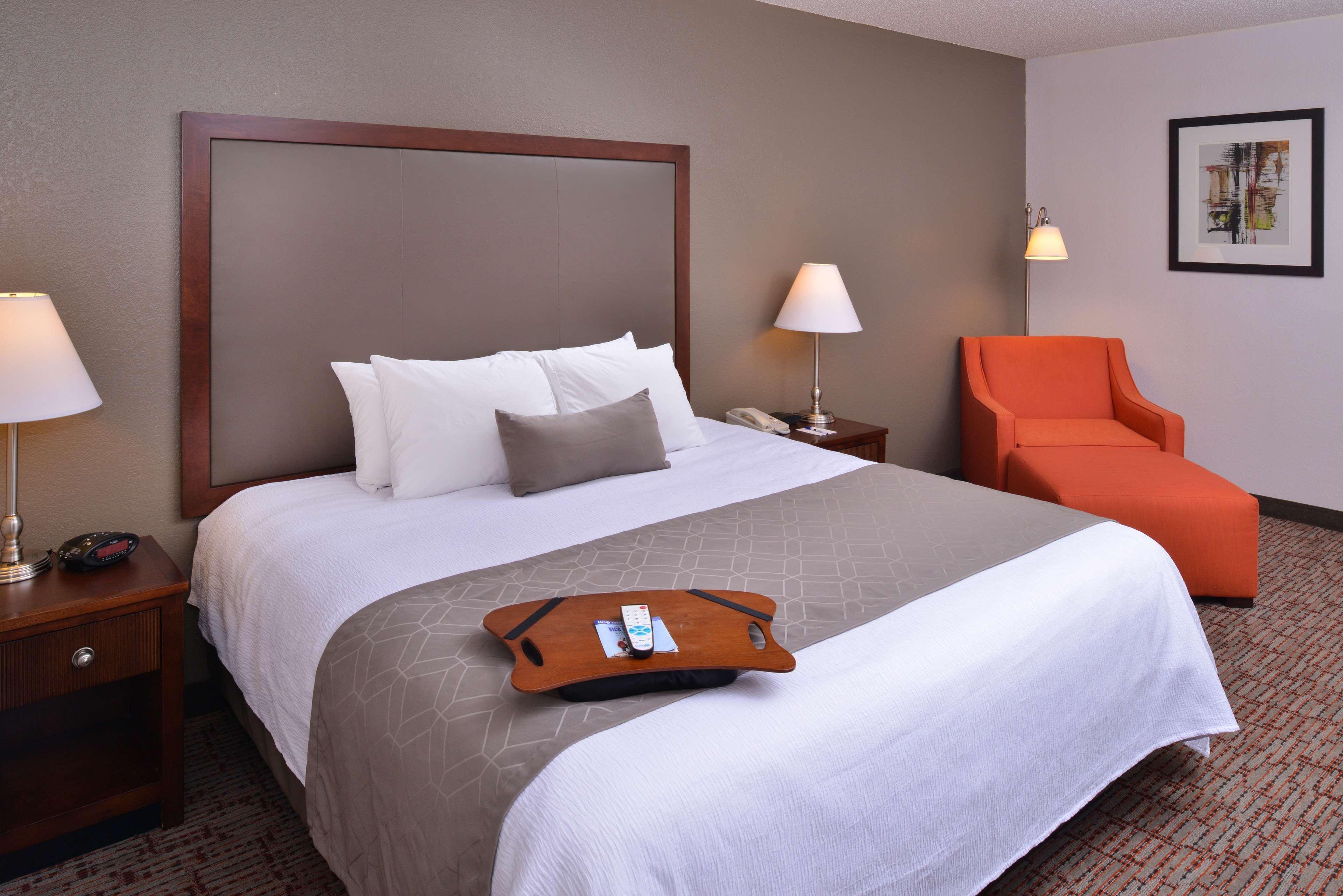 Best Western Plus Wichita West Airport Inn Zewnętrze zdjęcie
